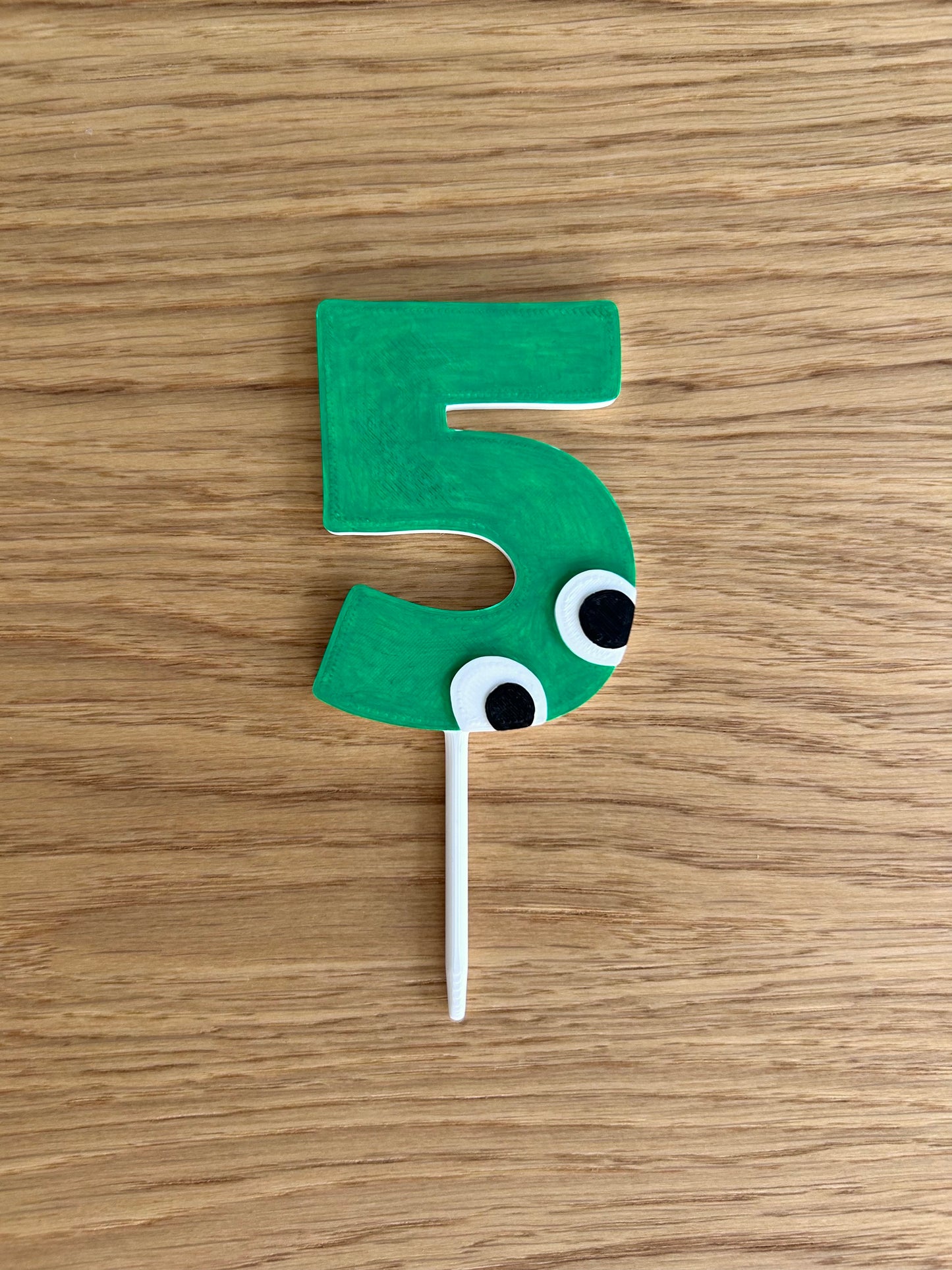 Number 5 Cake Topper – Hand-Painted Birthday Decoration for Kids & Parties