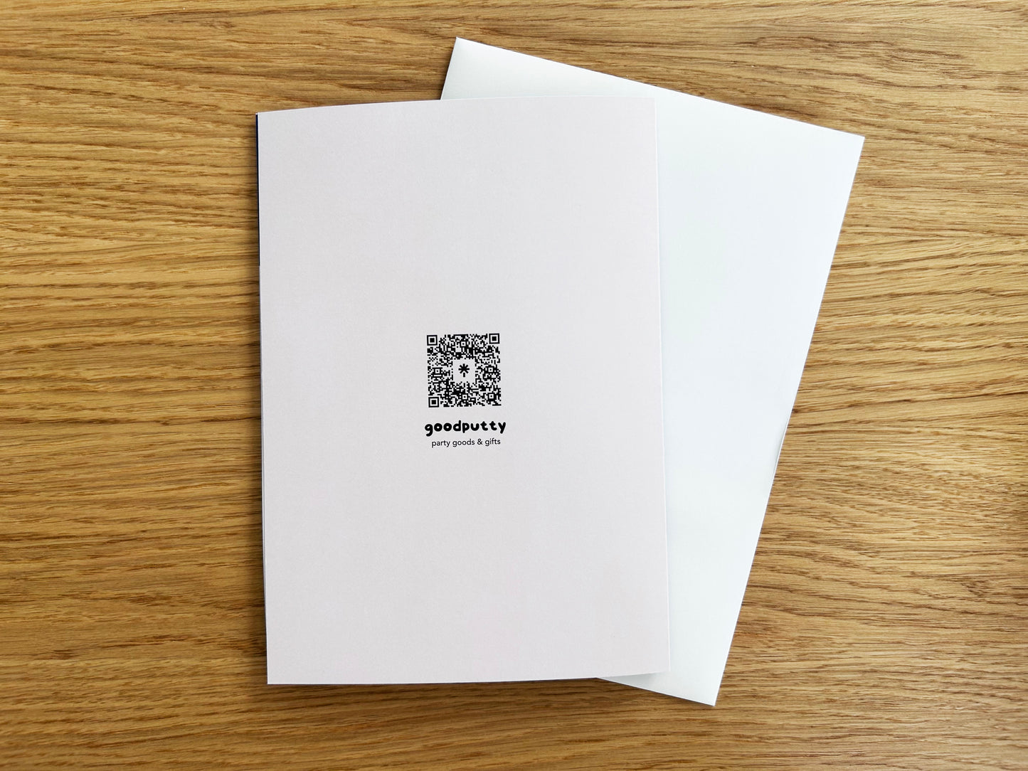 Christmas Card with Snowglobe Iron-On Patch – A5 Greeting Card with Mini Keepsake